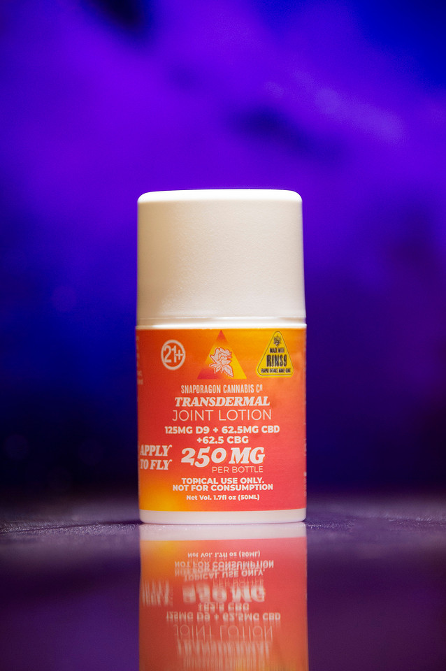 Health & Wellness THC Innovation. Product Photography for Snapdragon Cannabis Co. Chattanooga Tennessee