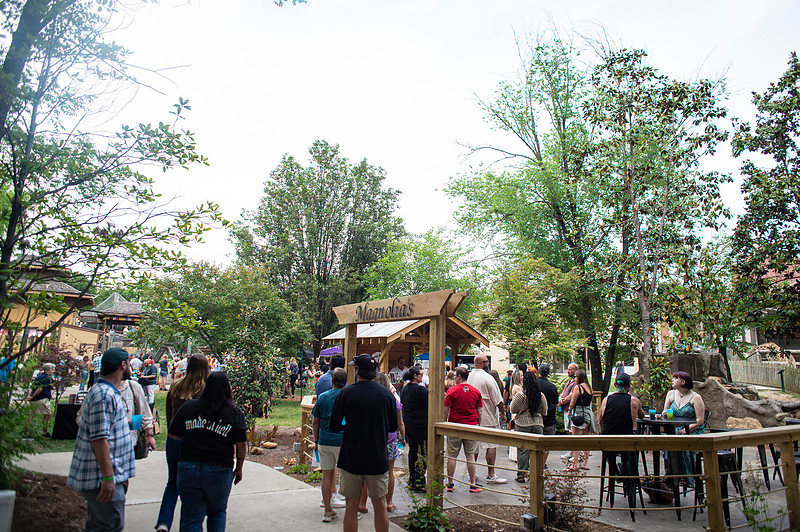 Spirits in the Wild - Snapdragon crashes spirits party at the Chattanooga Zoo!