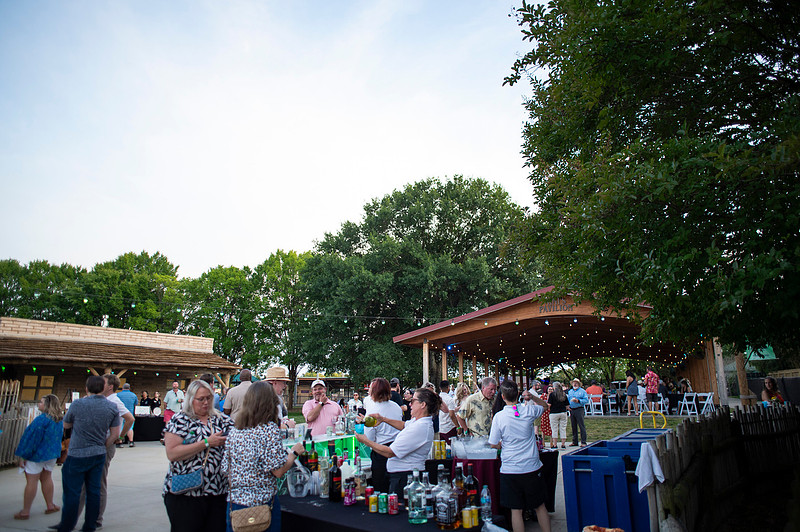 Spirits in the Wild - Snapdragon crashes spirits party at the Chattanooga Zoo!