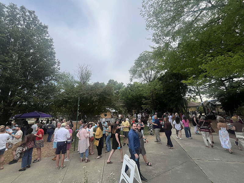 Spirits in the Wild - Snapdragon crashes spirits party at the Chattanooga Zoo!